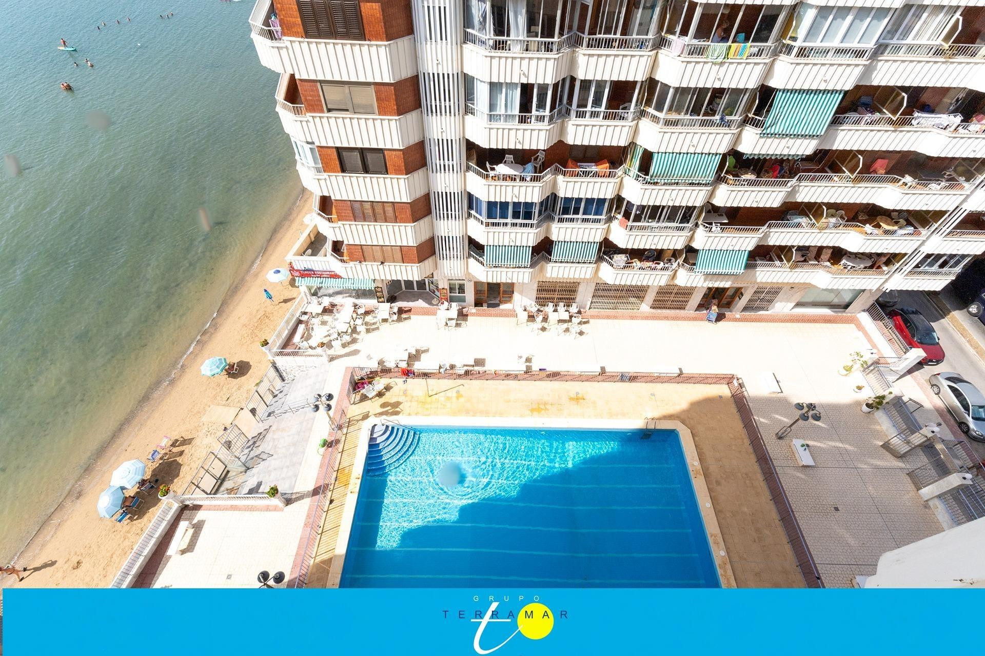 MAGNIFICO APARTAMENTO CON PISCINA COMUNITARIA, GARAJE PRIVAD - foto 3
