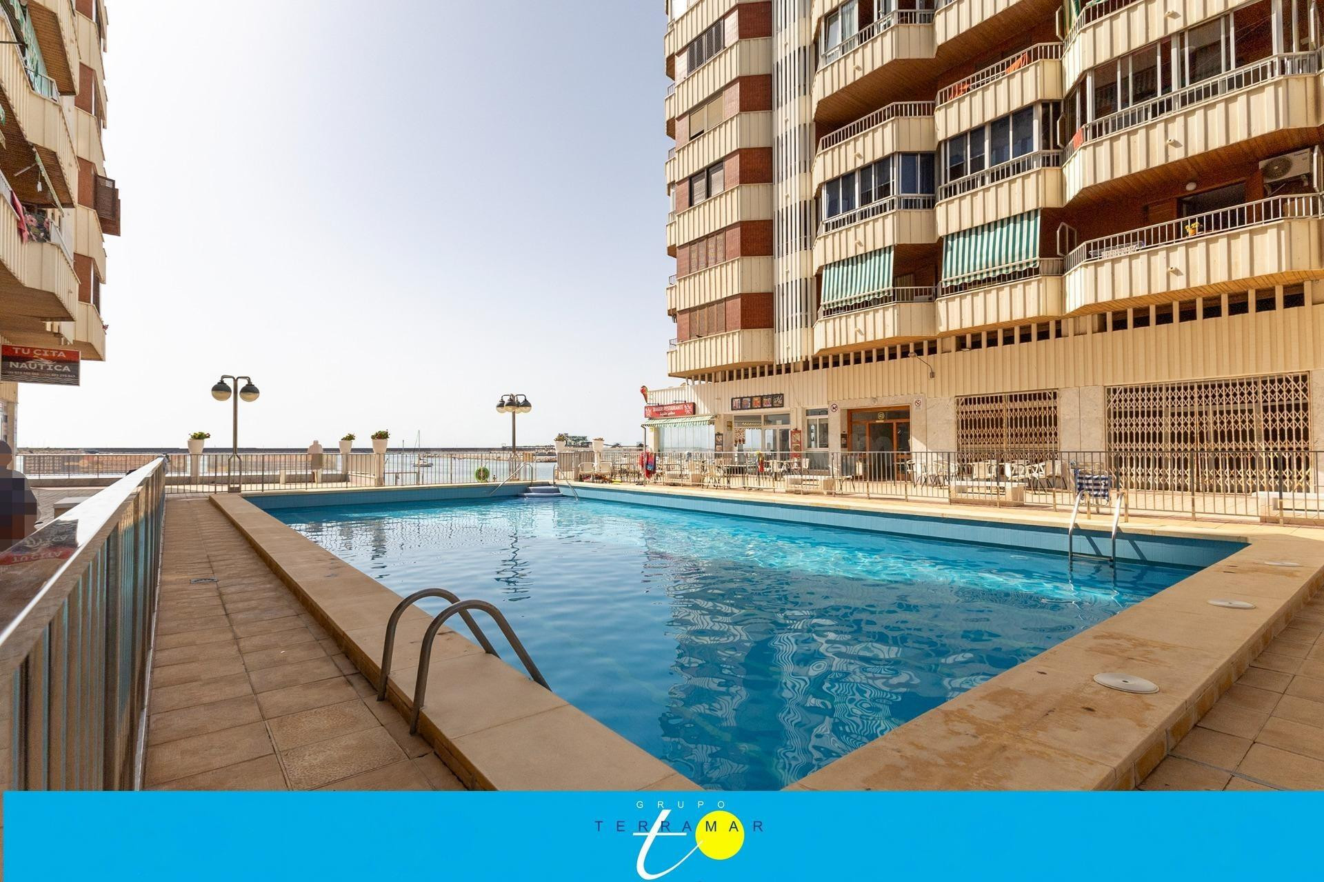 MAGNIFICO APARTAMENTO CON PISCINA COMUNITARIA, GARAJE PRIVAD - foto 5