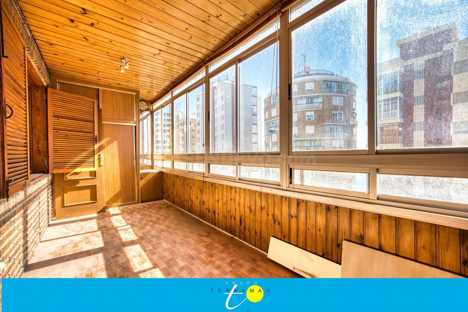 FANTASTICO APARTAMENTO CON VISTAS A LA PLAYAS, IDONEO COMO V - foto 2