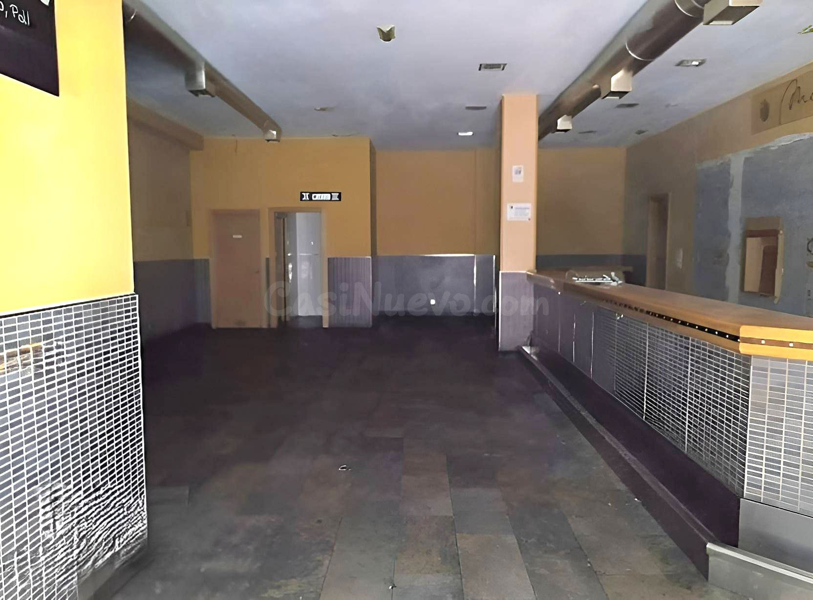 Local comercial 1 habitación 118m² en venta - Milán-Pumarín - foto 2