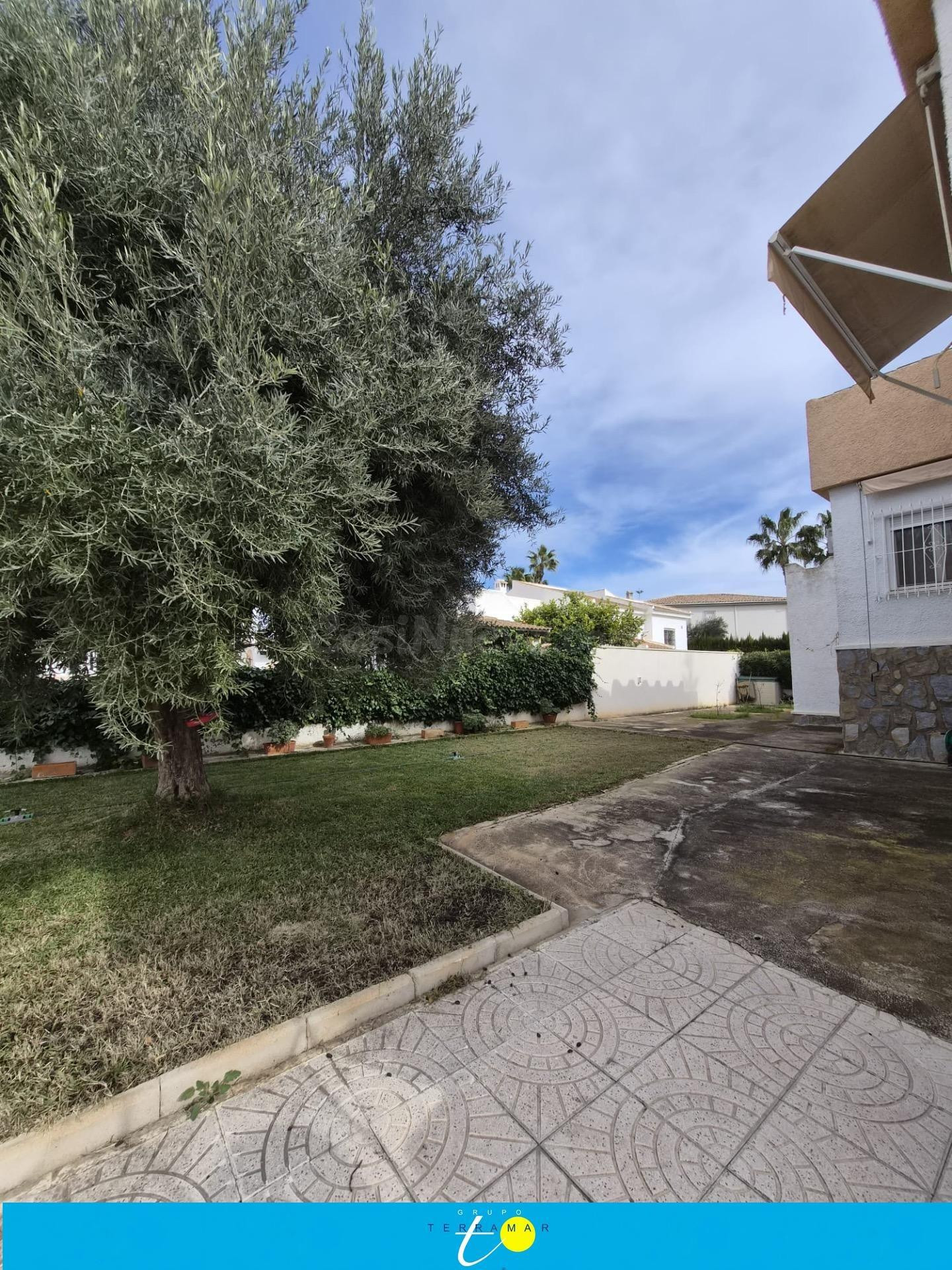 FABULOSO CHALET CON PISCINA PRIVADA Y GRAN TERRAZA, IDEAL PA - foto 3