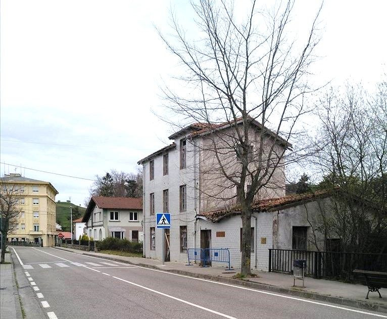 Casa 4 habitaciones 320m² en venta - Northern spain - foto 2