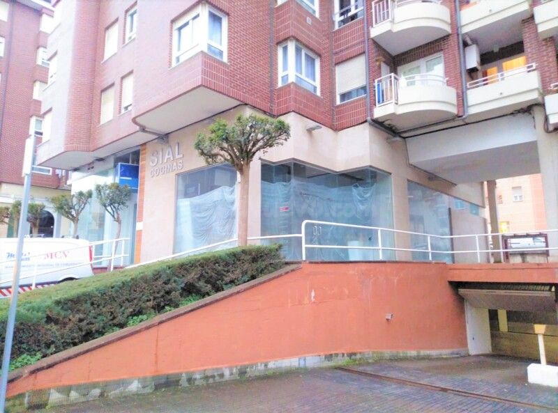 Almacén 133m² en venta - Muriedas - foto 3
