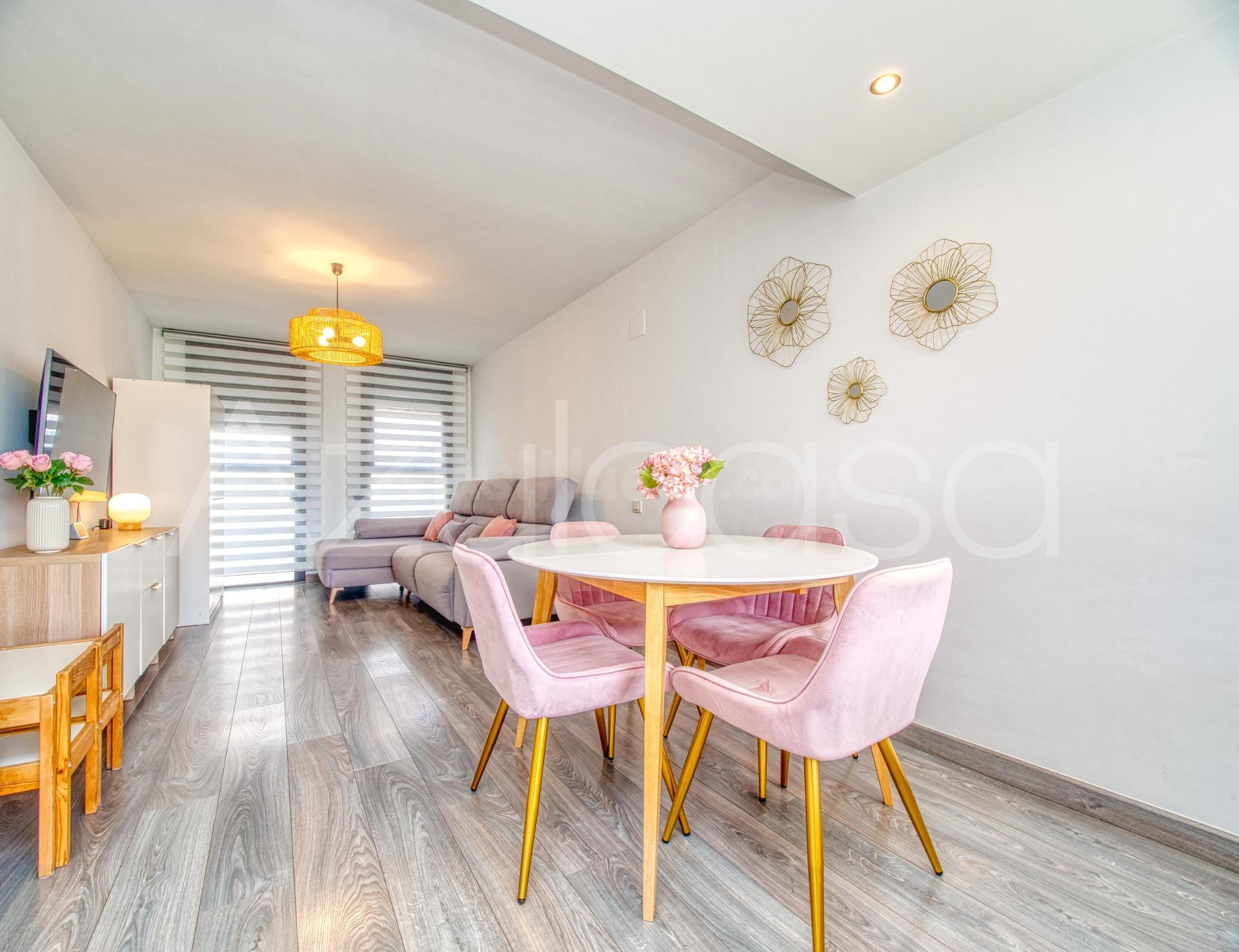 Piso Dúplex en venta de 3 dormitorios y 2 baños en San Vicente del Raspeig