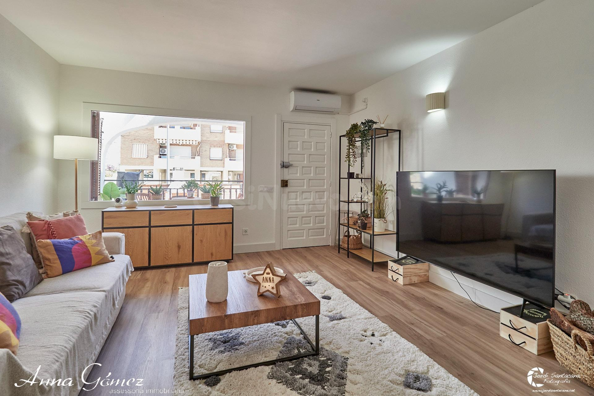 Acogedora casa adosada en El Prat de Cunit a solo 150 metros - foto 5