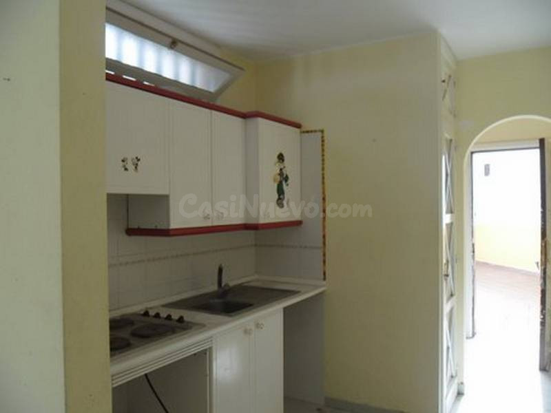 Piso 55 m2 mas terraza en costa adeje en complejo con piscin - foto 4