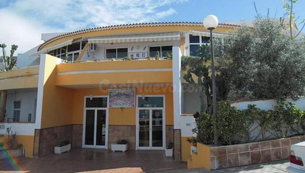 Piso 55 m2 mas terraza en costa adeje en complejo con piscin - foto 5