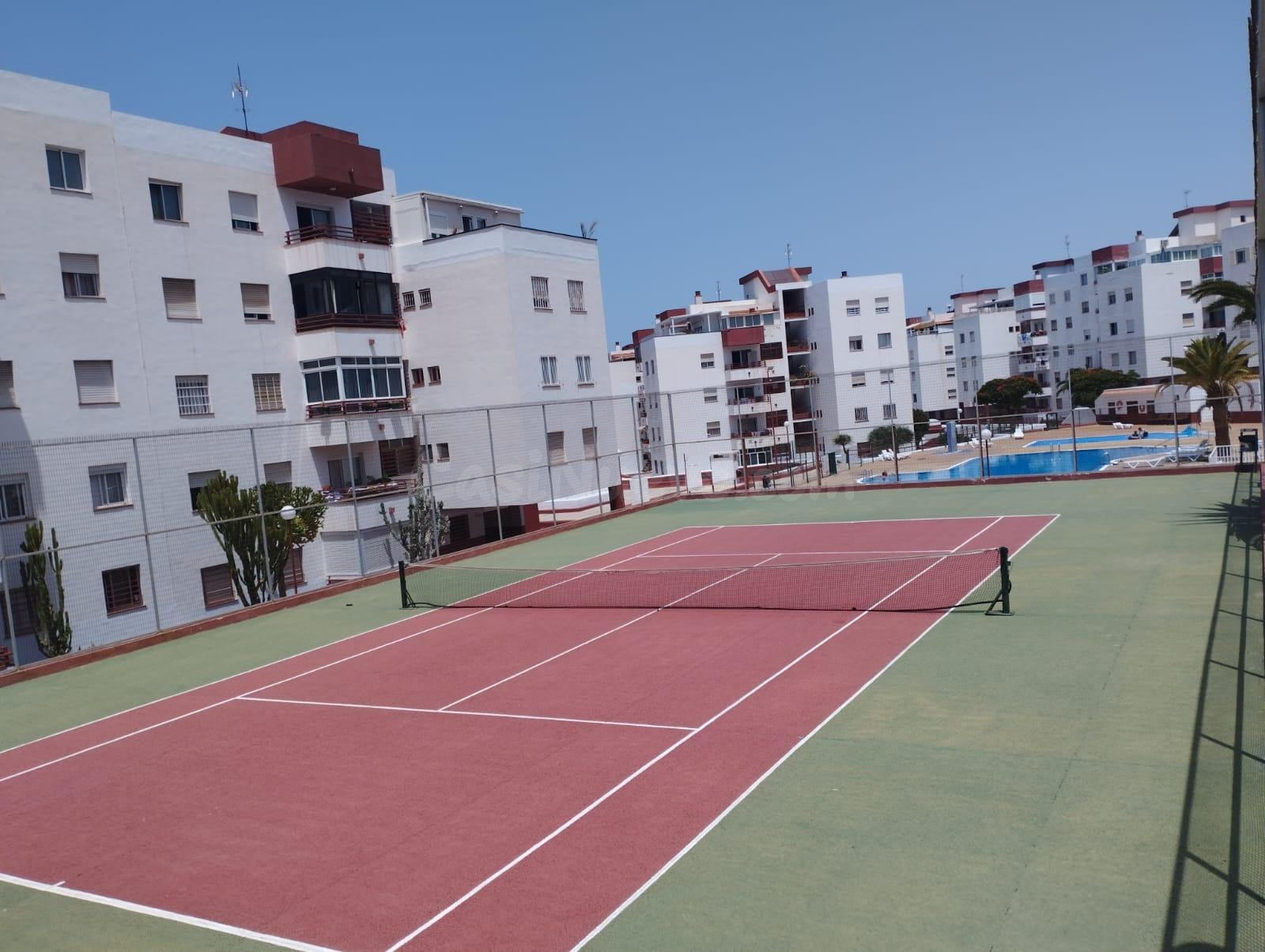 Costa Adeje. Piso 3 habitación, 2 baños con pisicina en resi