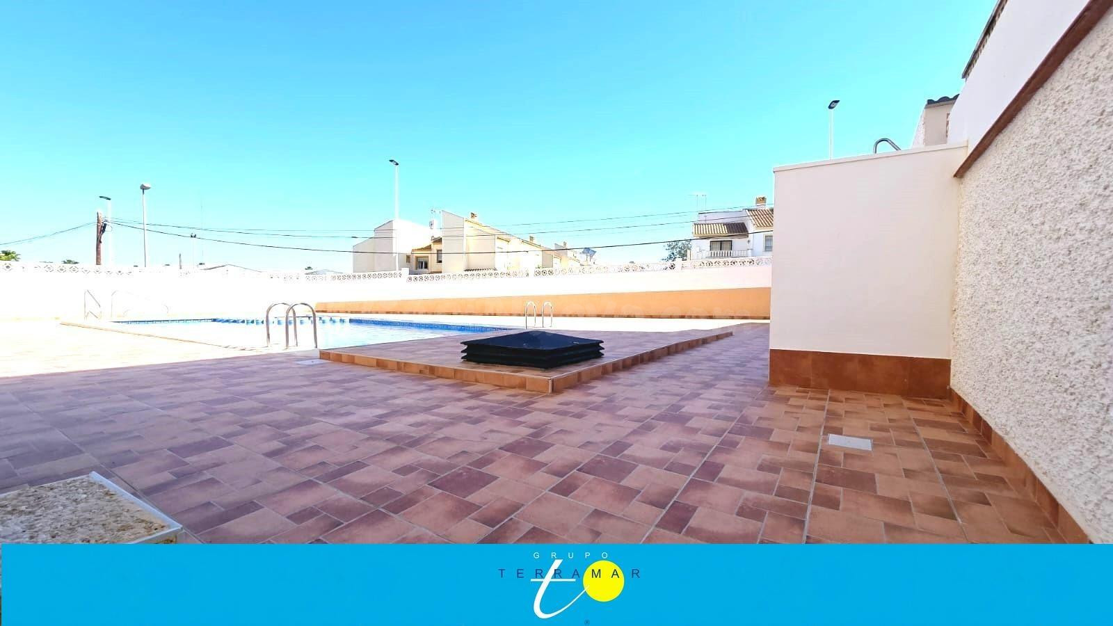 FABULOSO APARTAMENTO CON PISCINA COMUNITARIA, ZONA MUY TRANQ - foto 3