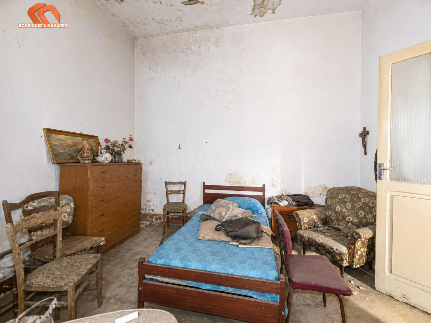 Gran parcela con vivienda para reformar - foto 4