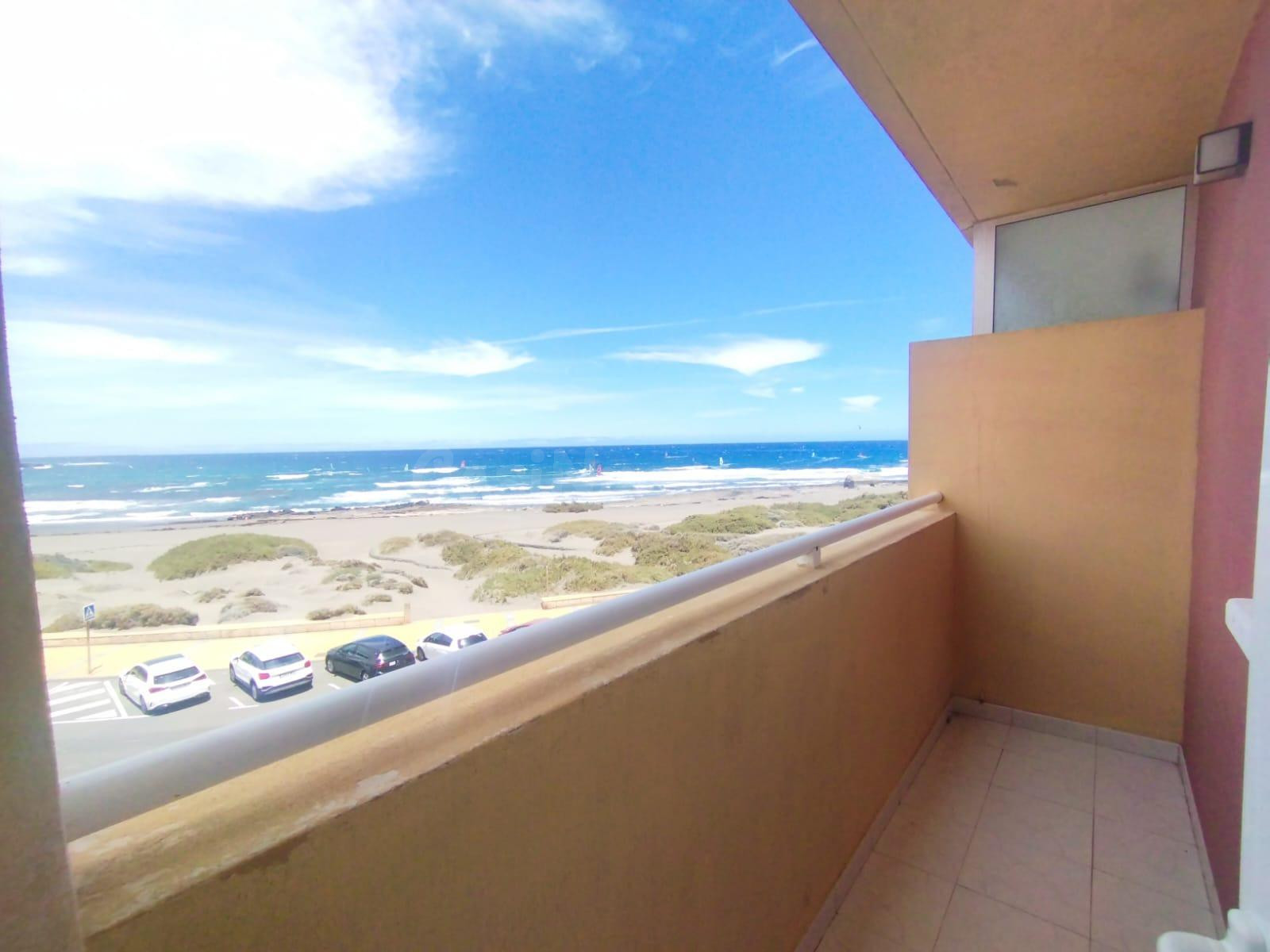 Médano  Primera Linea mar. Piso 3 habitaciones con vistas al mar