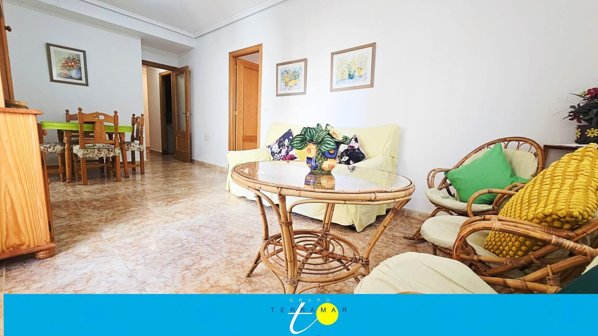 MAGNIFICA VIVIENDA EN EL CENTRO DE TORREVIEJA A UNOS PASOS D - foto 4