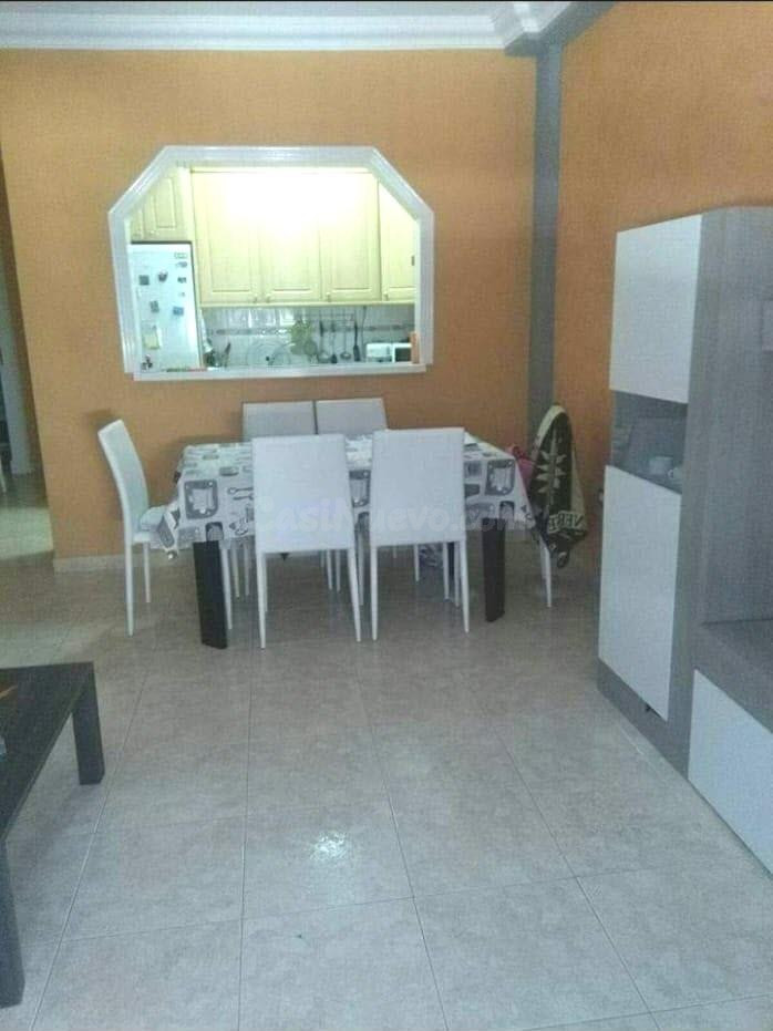 Guarchacho. Piso 3 habitaciones con amplio balcon y patio in - foto 2