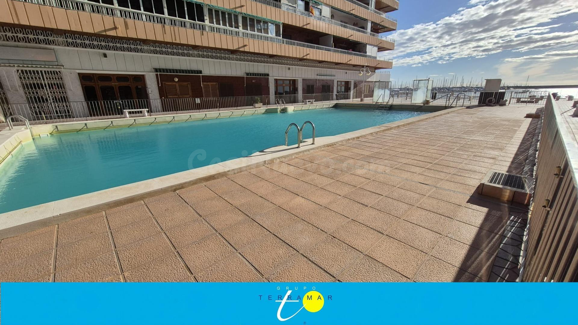 MAGNIFICO APARTAMENTO EN PRIMERA LINEA DE PLAYA, IDEAL PARA 
