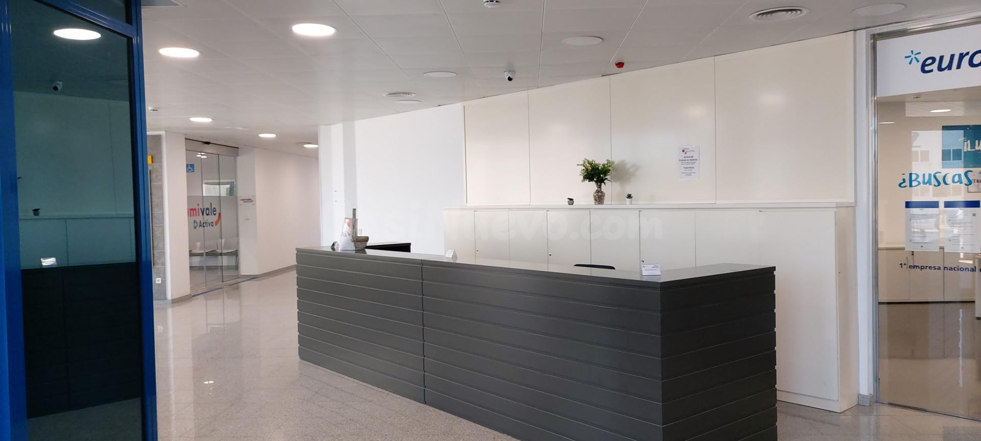 ¡¡OFICINAS EN CENTRO DE NEGOCIOS CON 2 PLAZAS DE GARAJE INCL - foto 3