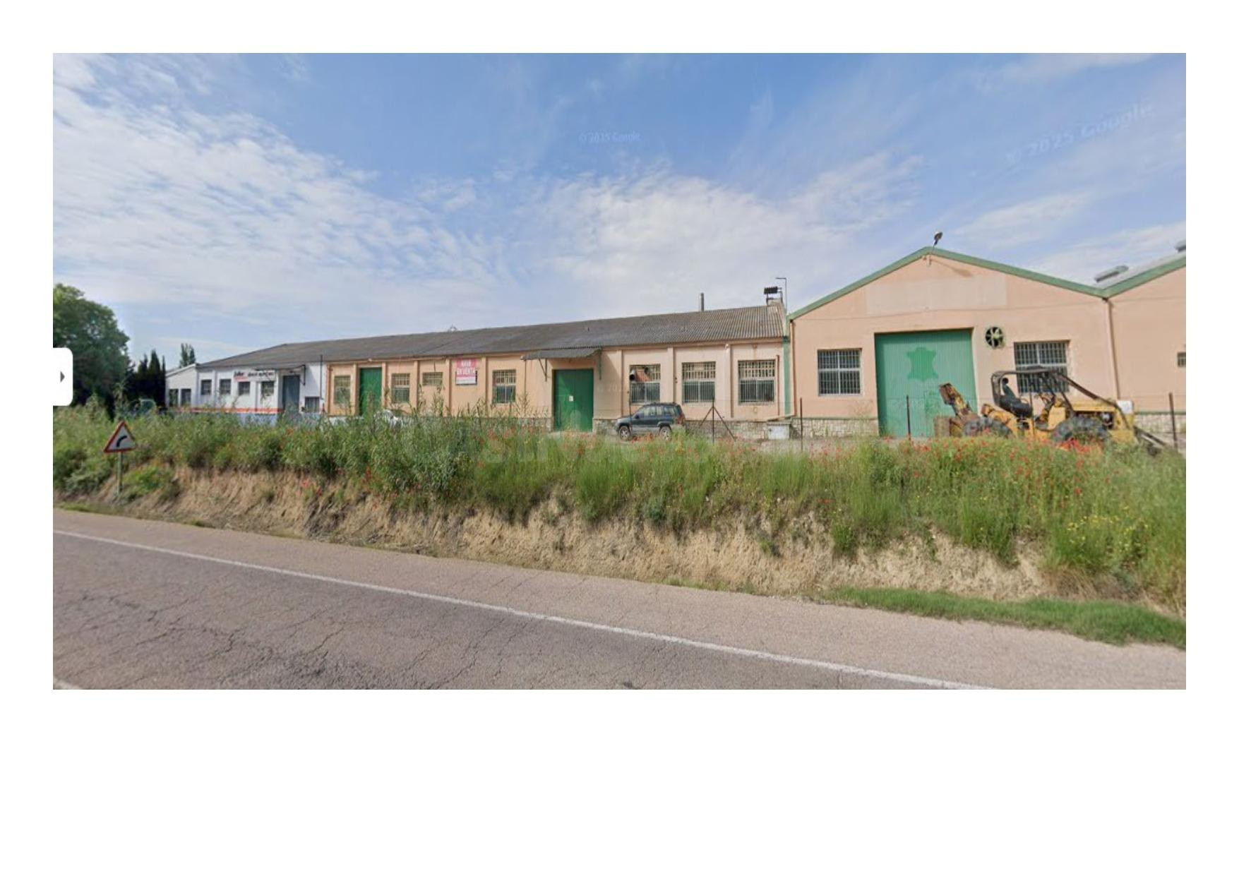 ¡¡¡ SIN COMISIONES INMOBILIARIAS !!!!!!CONJUNTO DE NAVES INDUSTRIALES EN REQUENA