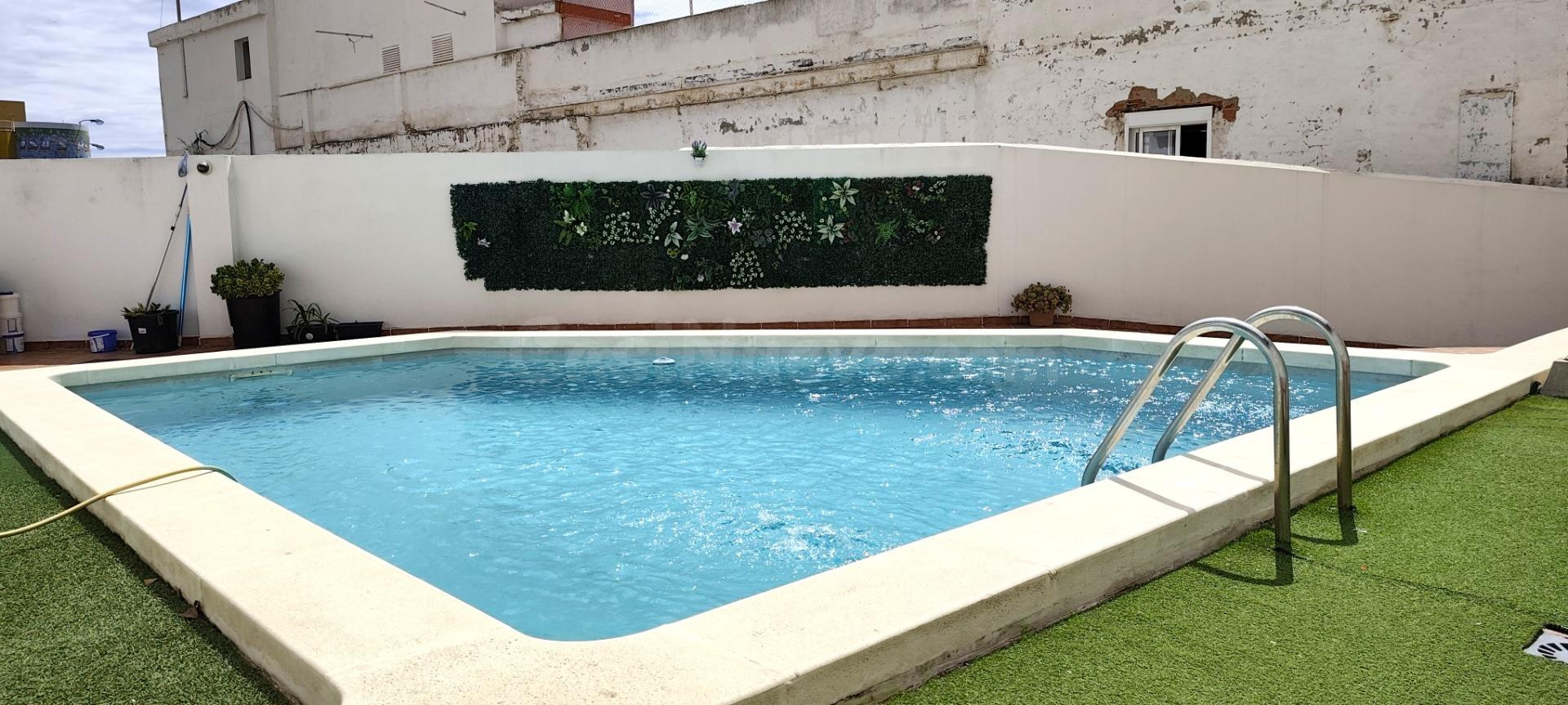 Bajo con gran terraza, piscina y amplitud en Villafranqueza  - foto 2