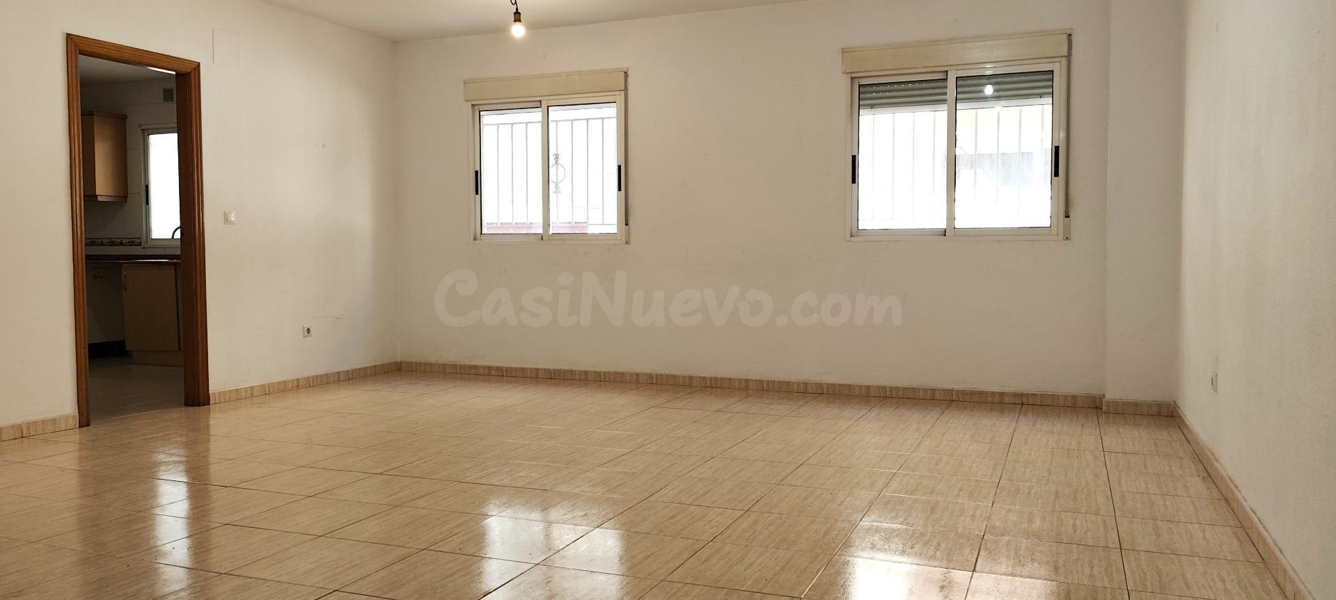 Bajo con gran terraza, piscina y amplitud en Villafranqueza  - foto 5