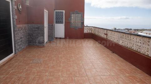 Los Baldíos: Se vende ático con gran terraza, 3 habitaciones - foto 2