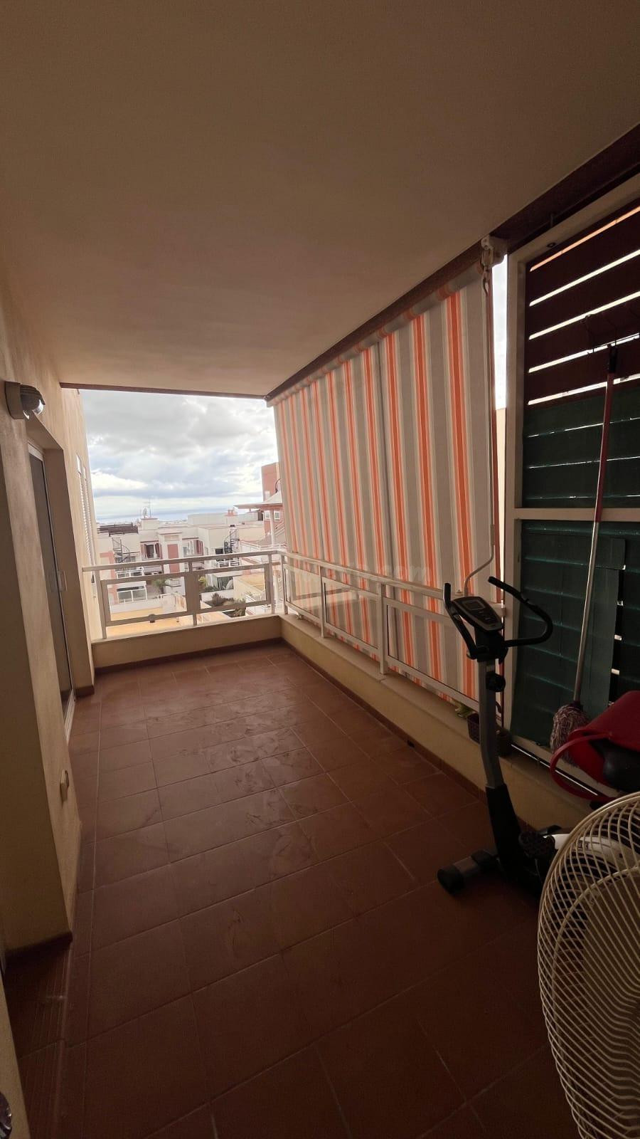 Parque La Reina. Piso 85m2, 2 habitaciones, 2 baños, salon c - foto 4