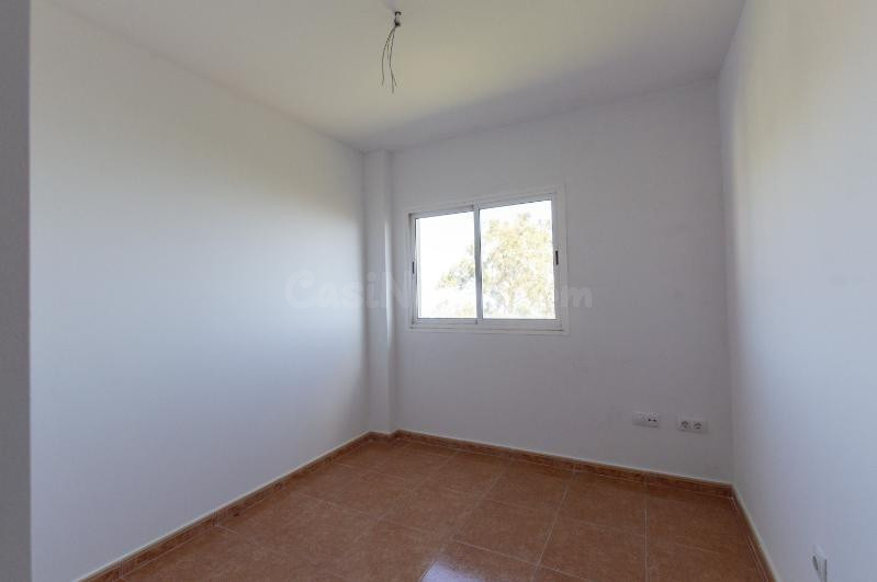Icod de Los Vinos: se vende piso luminoso de 3 habitaciones  - foto 3