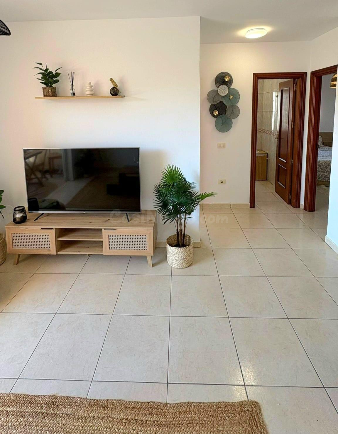 Los Abrigos Piso 3 habitaciones, 1 baño, salon comedor, balc - foto 4
