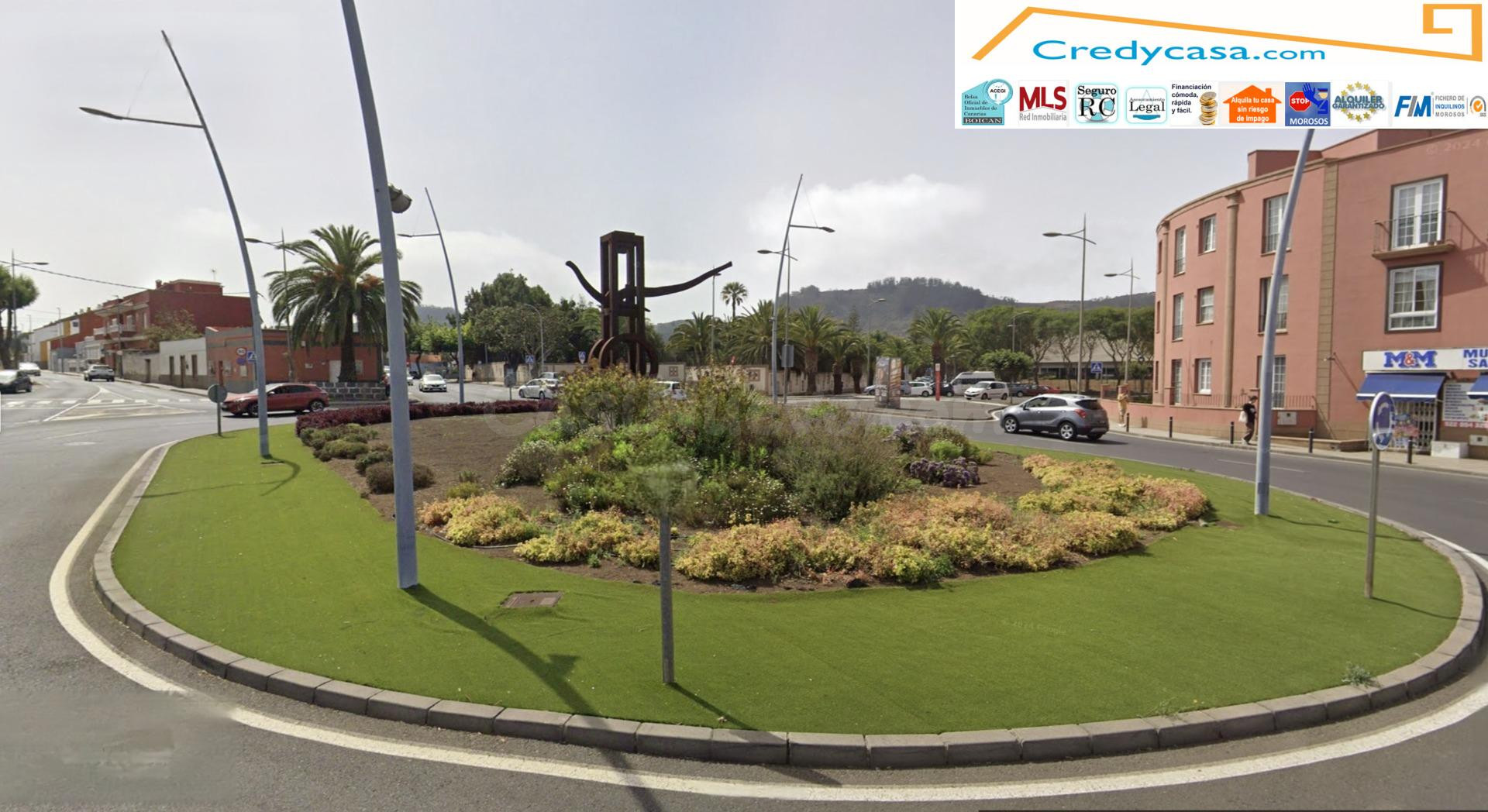 Vivienda adosada de 3 dormitorios con terraza y garaje