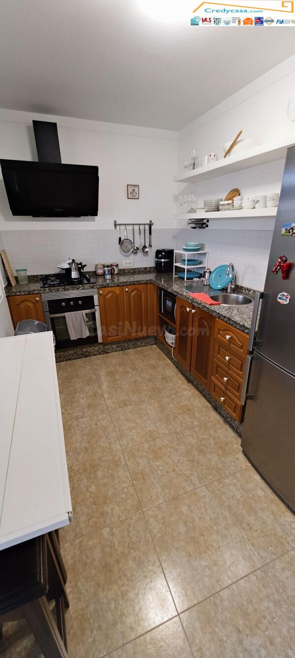 Vivienda adosada de 3 dormitorios con terraza y garaje - foto 5