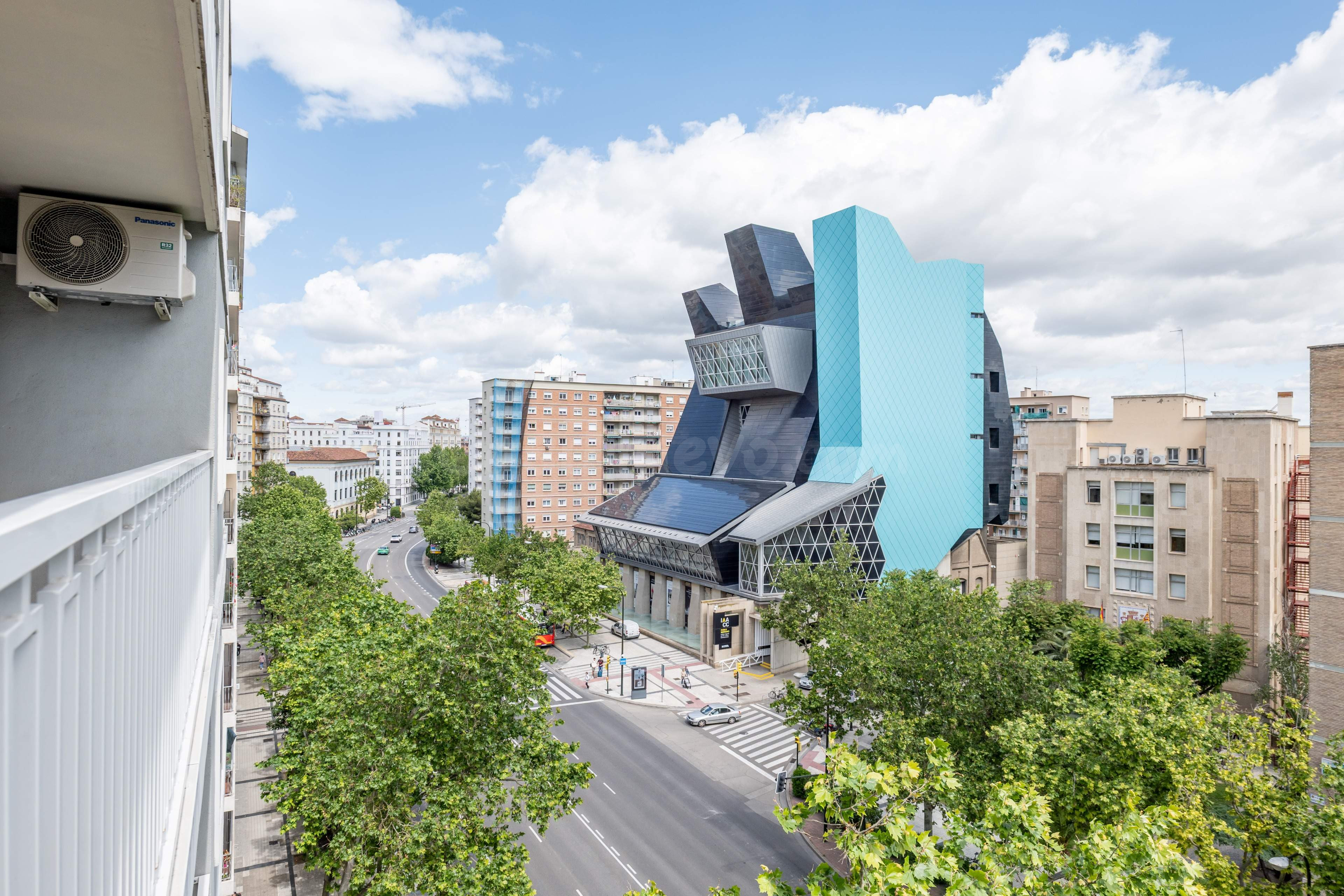 Piso en venta en Paseo María Agustín con infinitas posibilid - foto 4