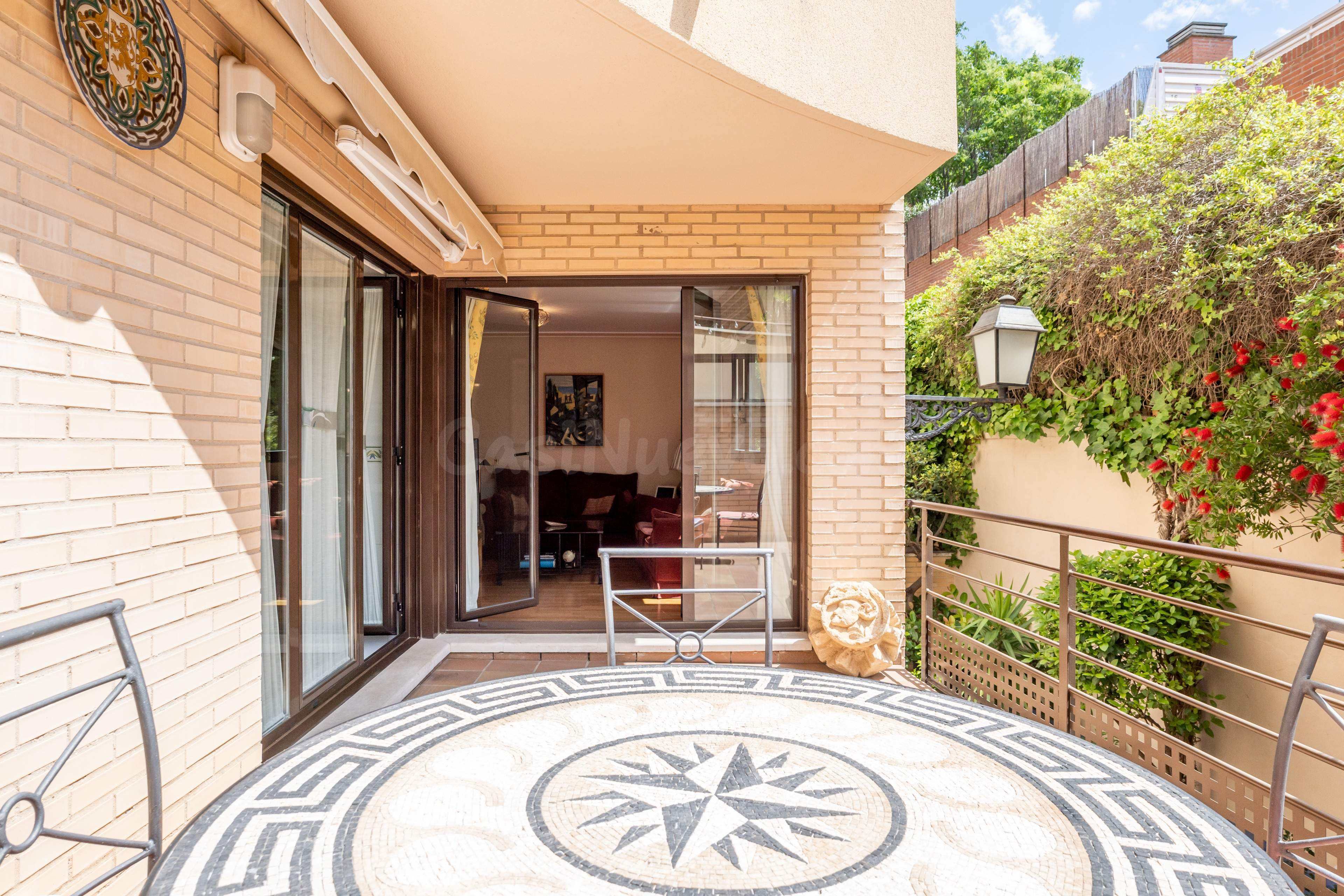 La joya del Palacete: Un dúplex de ensueño con jardín privad - foto 4