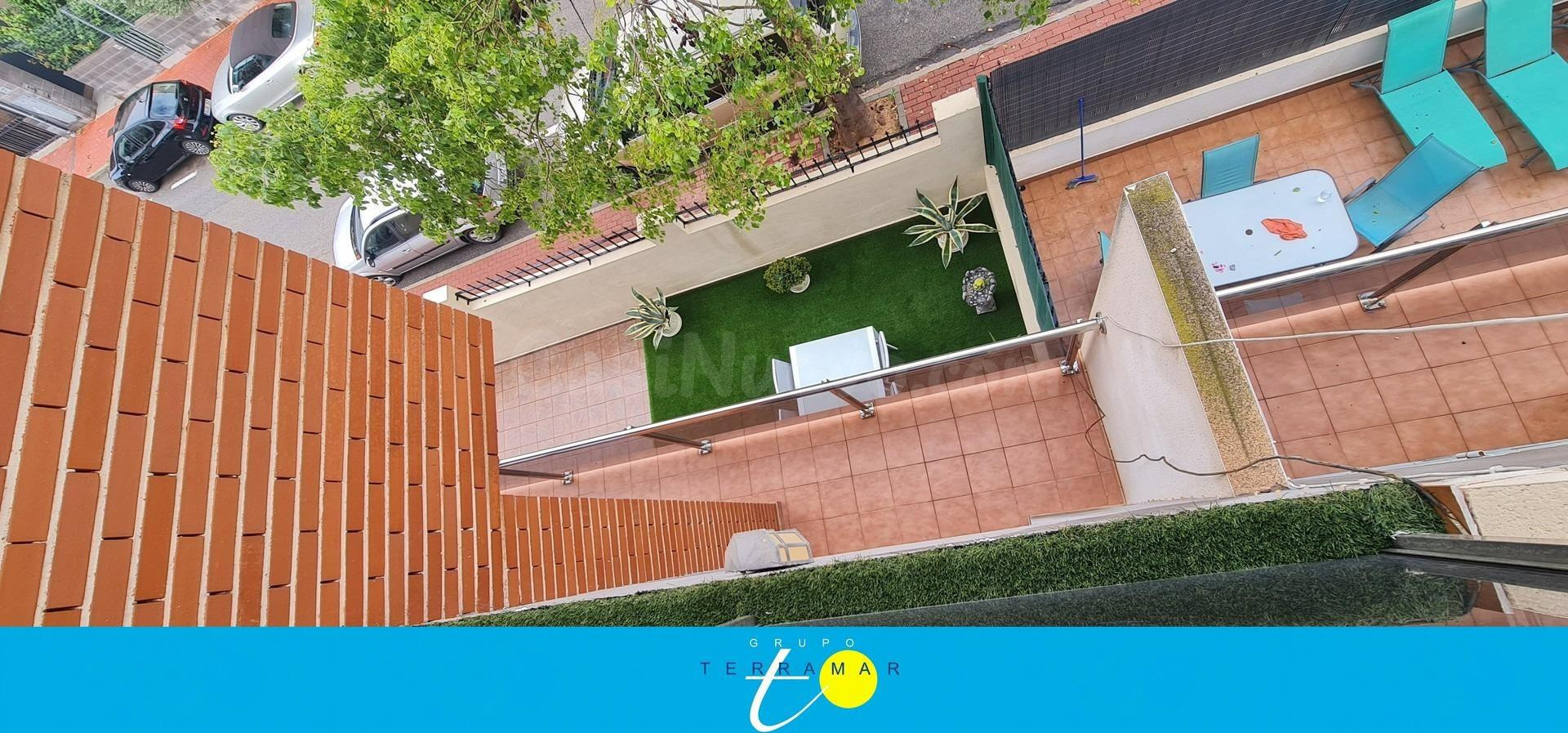 FANTASTICO CHALET ADOSADO CON PISCINA COMUNITARIA, ZONA TRAN - foto 5