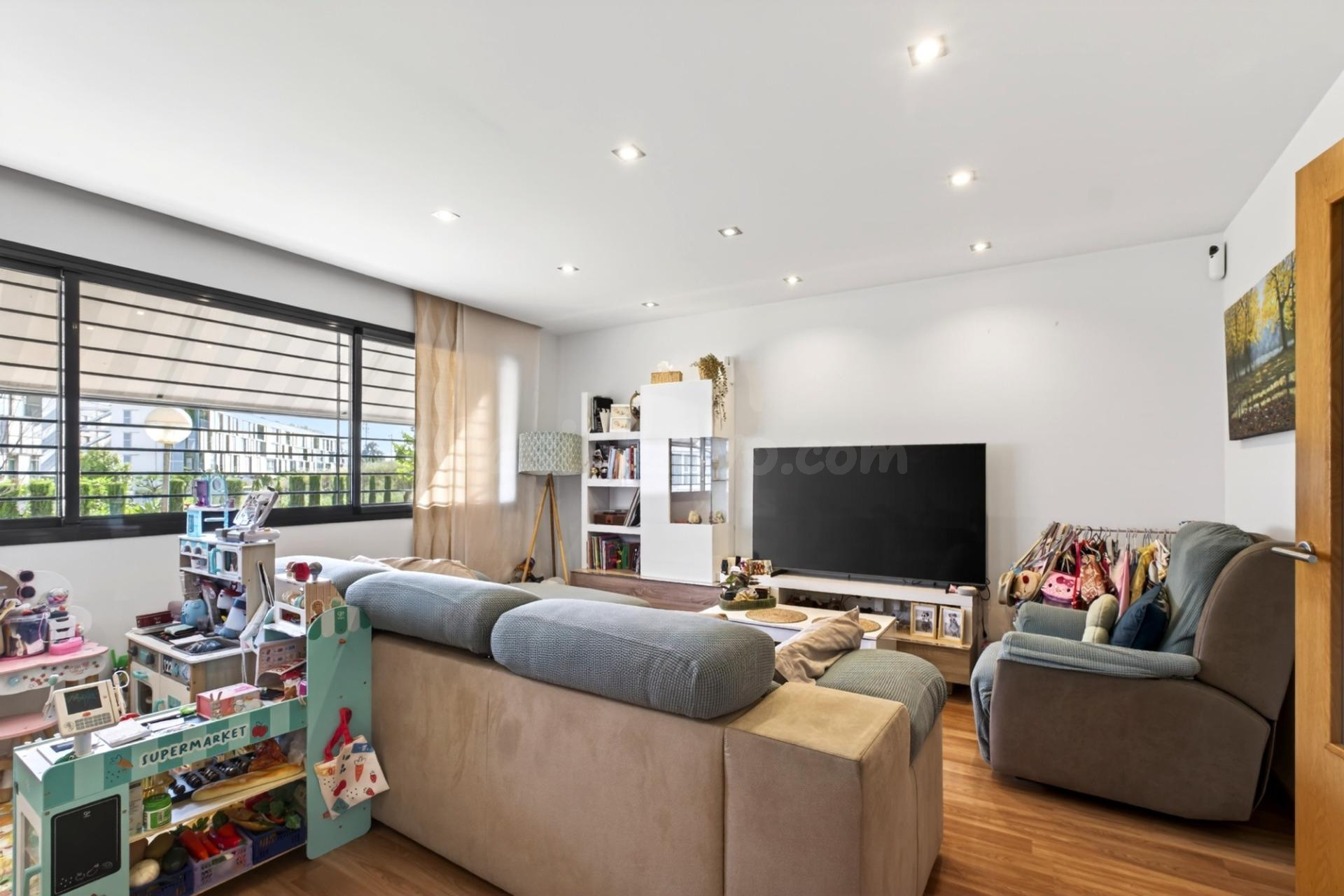 Acogedor dúplex en Soliva, hogar con alma y mucha luz - foto 3