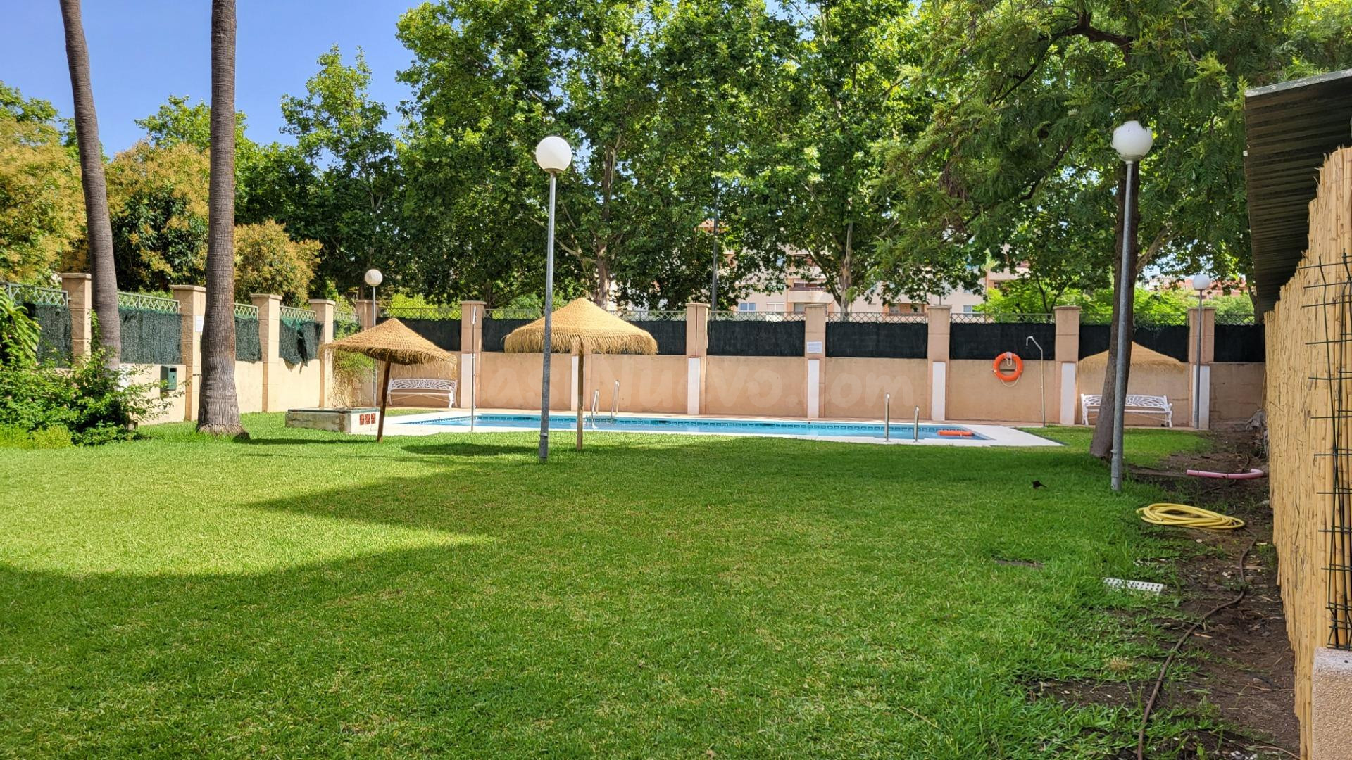 Piso 4 habitaciones en venta - Teatinos