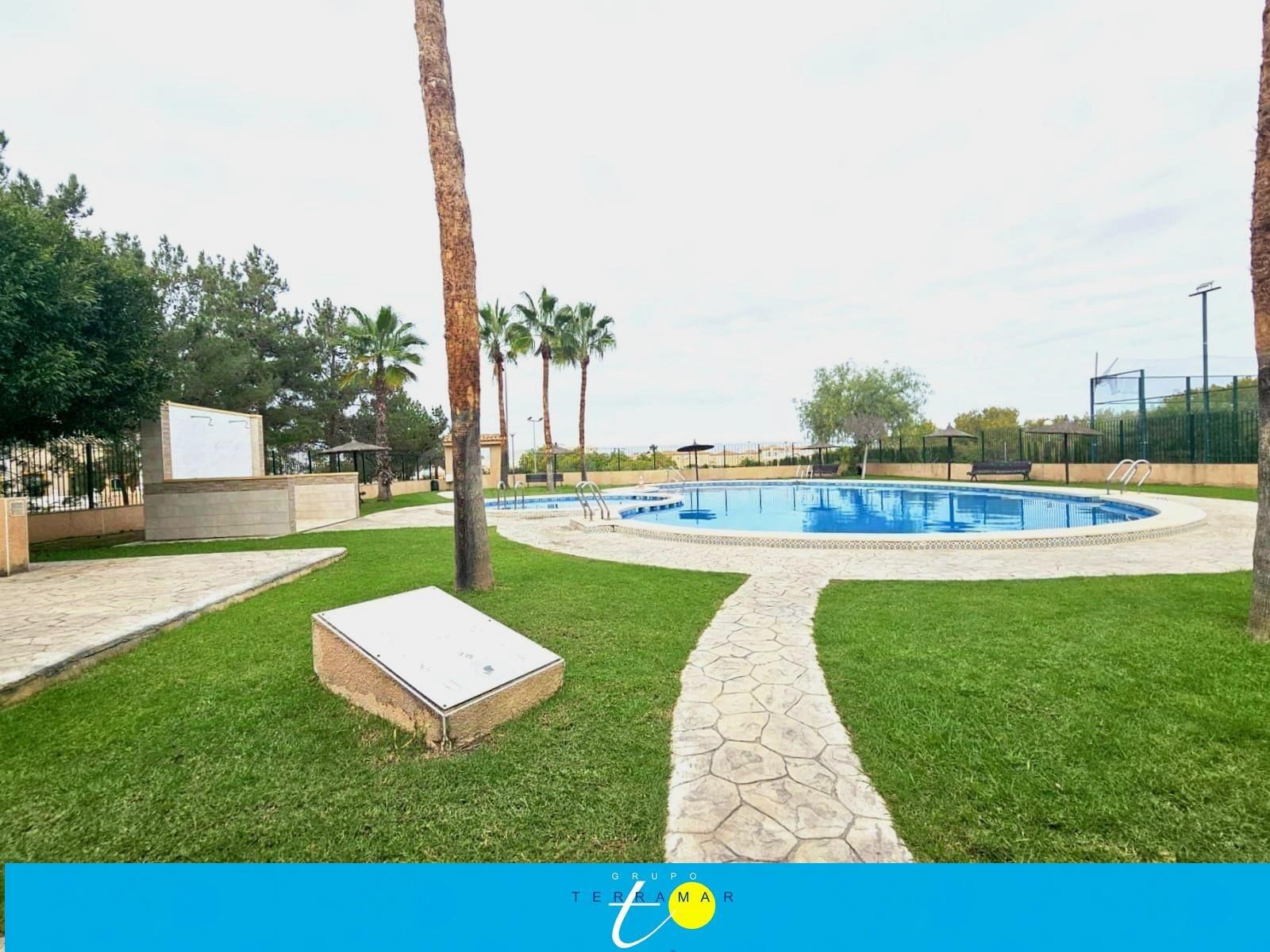 MAGNIFICA VIVIENDA CON PISCINA COMUNITARIA, IDEAL PARA FAMIL - foto 2