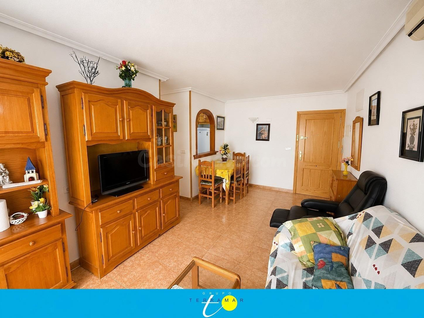 ESTUPENDO APARTAMENTO CON PISCINA COMUNITARIA, IDEAL PARA VI - foto 2