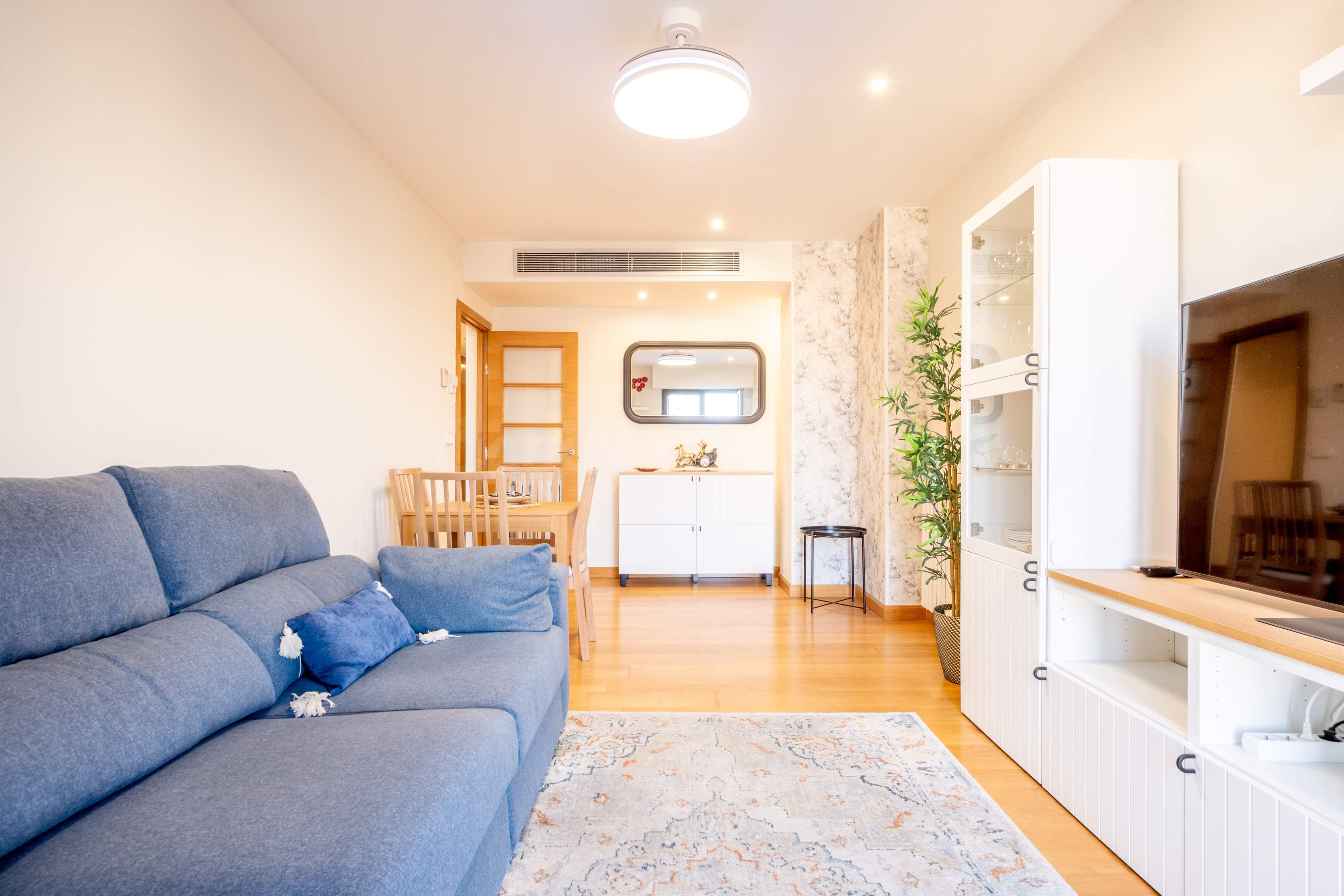 Exclusivo Apartamento en Plaza de España: Lujo, Vistas al Pi - foto 2