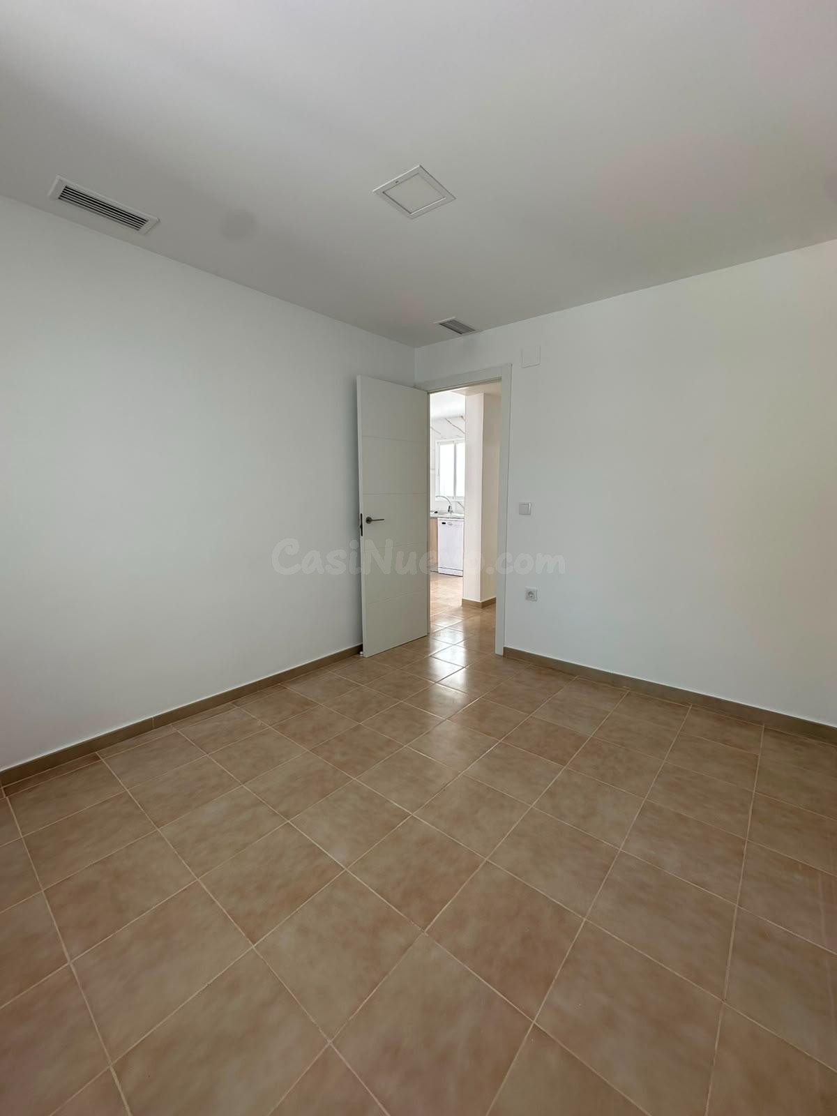 FANTASTICO BUNGALOW TOTALMENTE REFORMADO, IDEAL PARA PAREJAS - foto 5