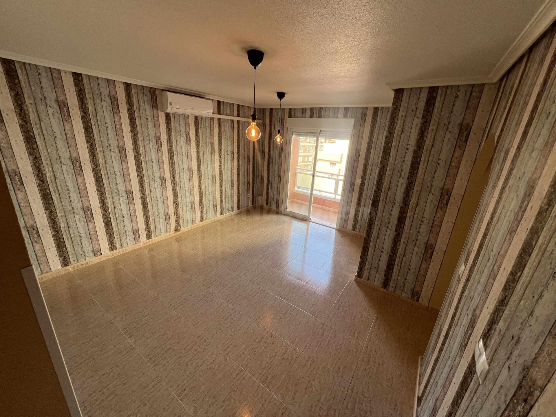 FABULOSO APARTAMENTO A UNOS PASOS DEL CENTRO, IDEAL PARA VIV