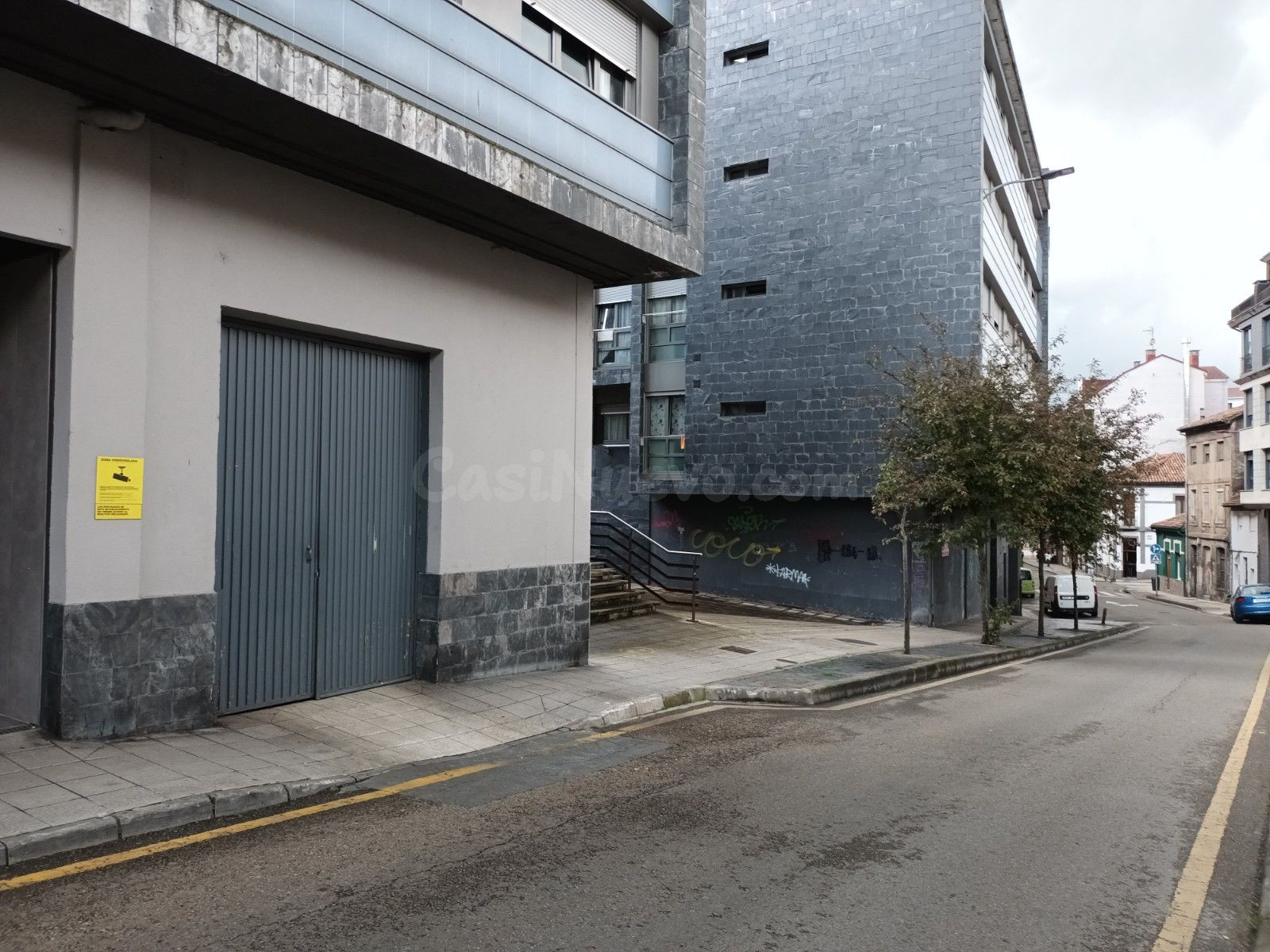 Local comercial 475m² en venta - La Felguera - foto 2