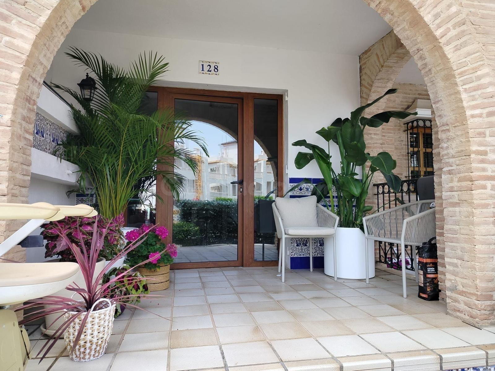 MAGNIFICO APARTAMENTO CON PISCINA COMUNITARIA, EN UNA ZONA M - foto 3