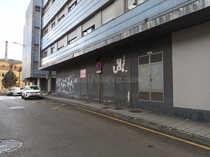 Local comercial 663m² en venta - La Felguera - foto 2