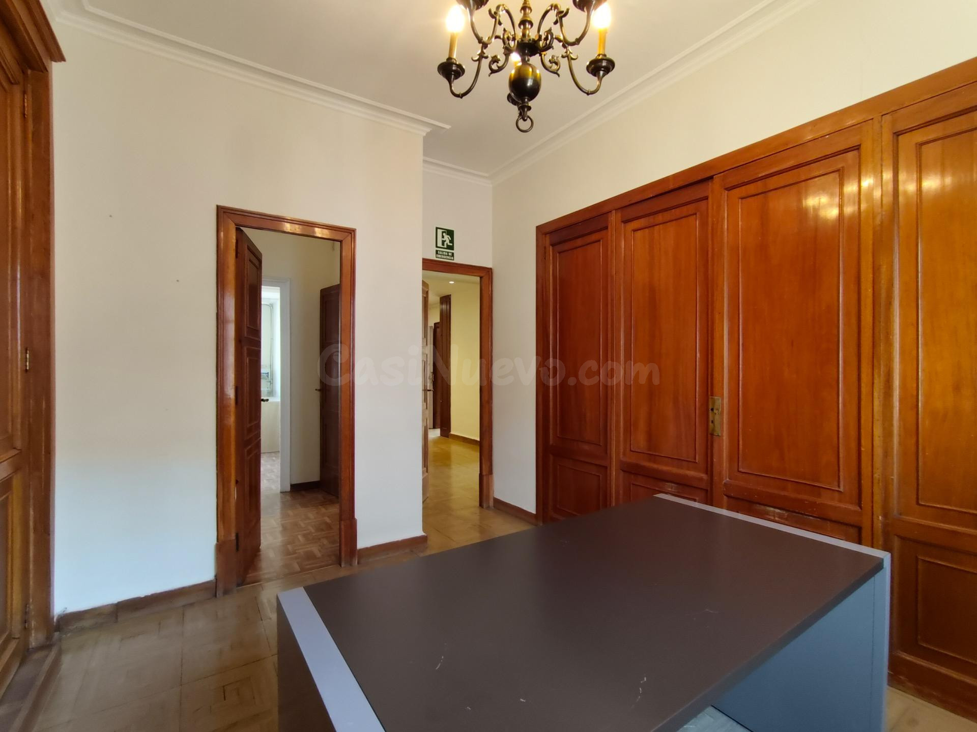 Oficina exterior en Sant Gervasi - foto 4