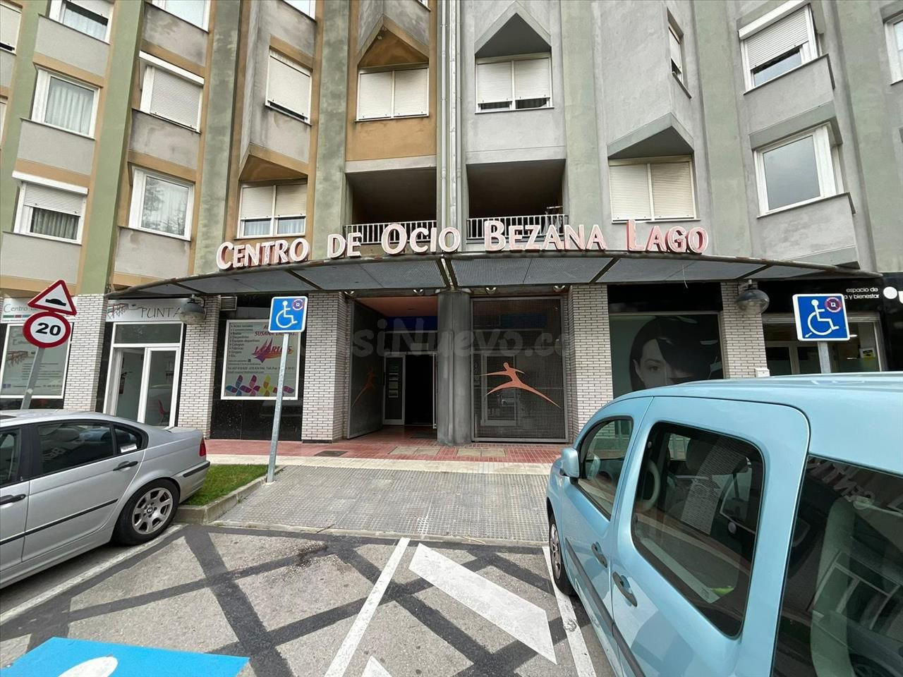 Local comercial 238m² en venta - Santa cruz de bezana