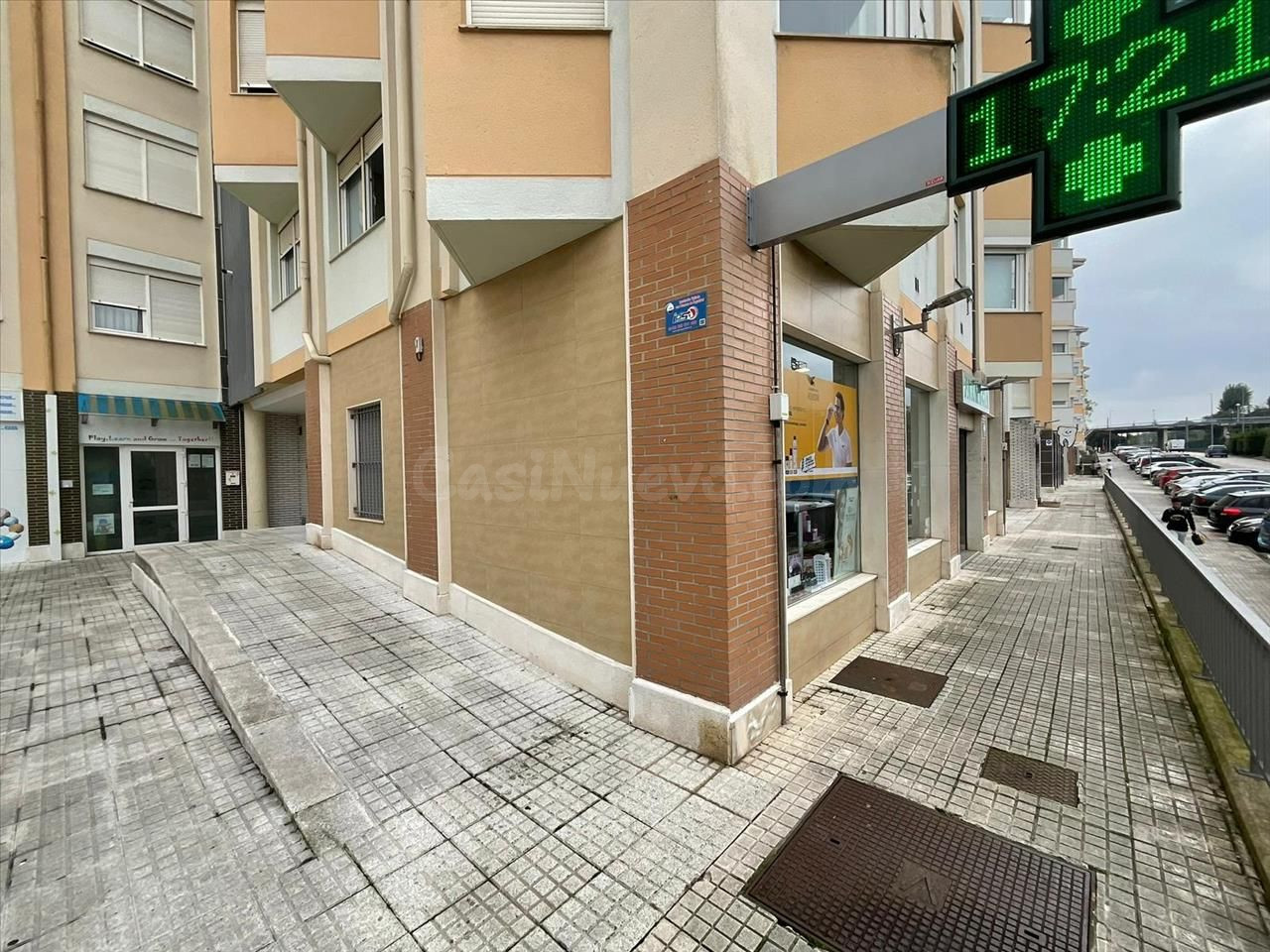 Local comercial 238m² en venta - Santa cruz de bezana - foto 5