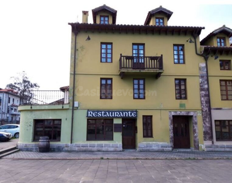 Local comercial 127m² en venta - La cavada