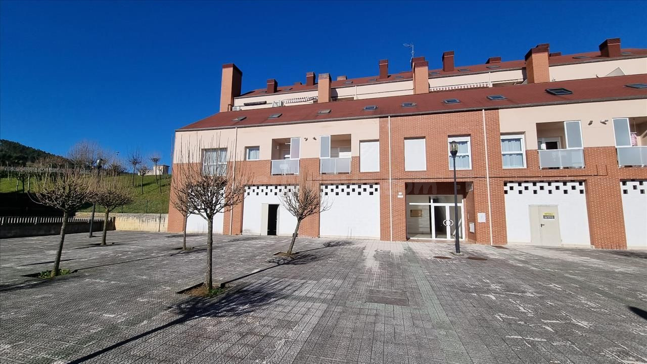 Local comercial 260m² en venta - Vioño