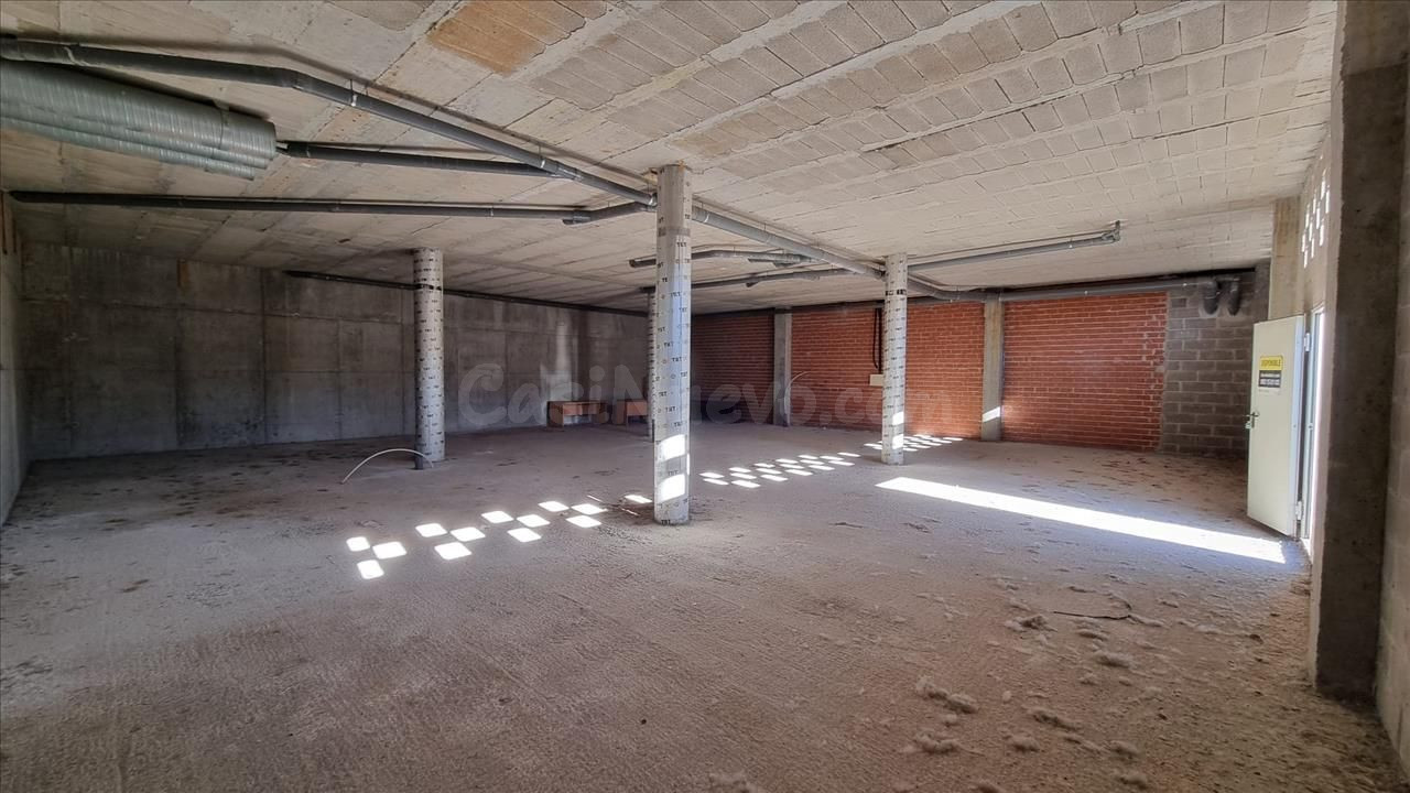 Local comercial 260m² en venta - Vioño - foto 4