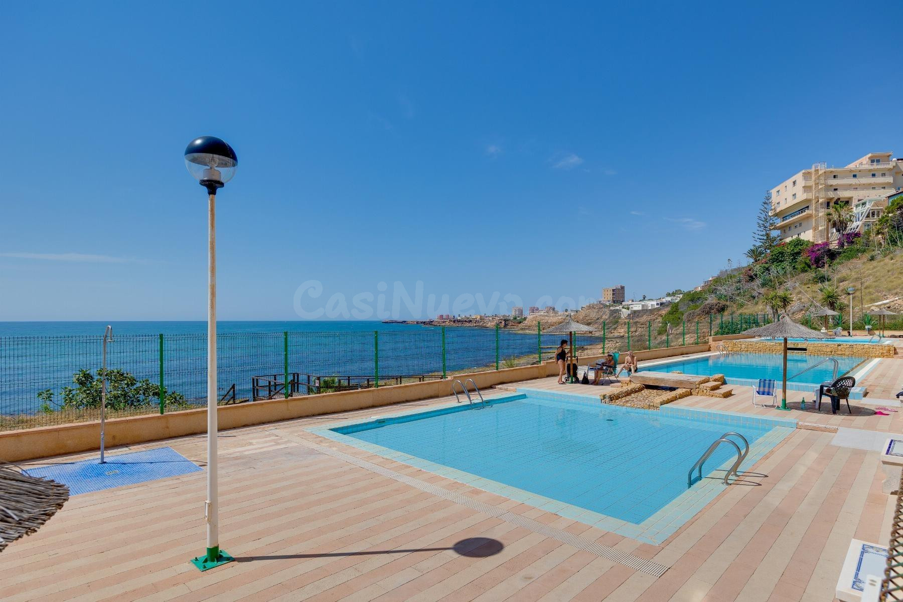 MAGNÍFICO APARTAMENTO A UNOS PASOS DEL MAR CON PISCINA COMUN - foto 4