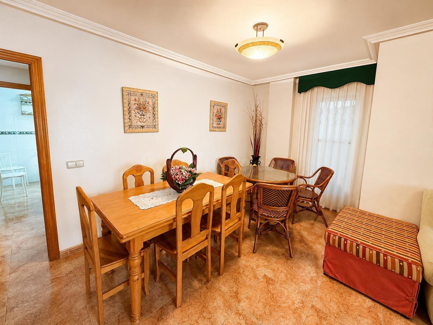 MAGNIFICA VIVIENDA CON ENTRADA INDEPENDIENTE CON PLAZA DE GA - foto 4