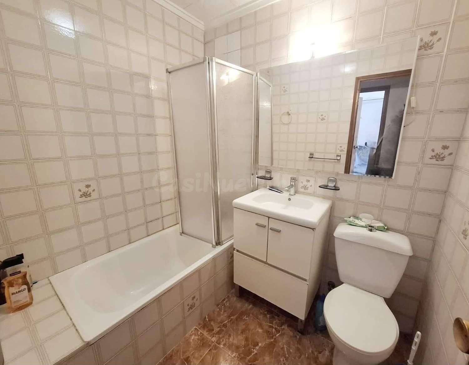 FANTASTICO BUNGALOW DE PLANTA BAJA CON GRAN TERRAZA, UN CHOL - foto 5